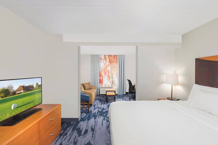 Room 8 of 31